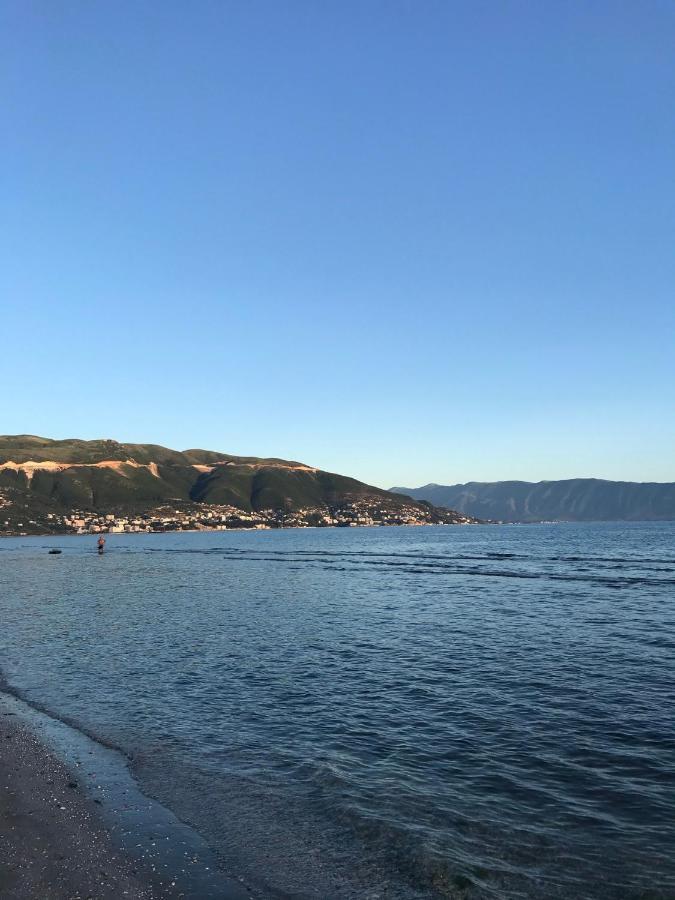 Kristeo Appartement Vlorë Buitenkant foto