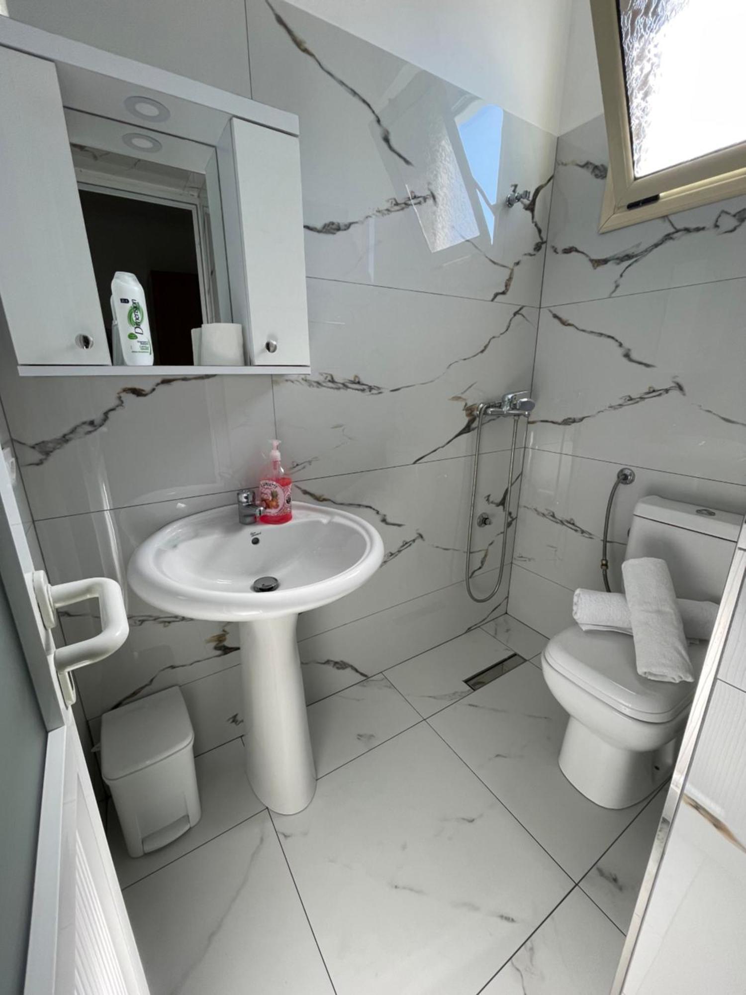 Kristeo Appartement Vlorë Buitenkant foto
